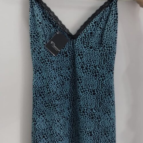 Camisolin animal print (poema): Audacia y Elegancia en una sola prenda.